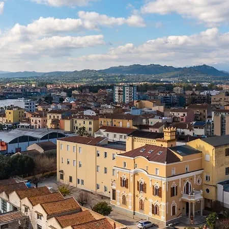 Via Genova